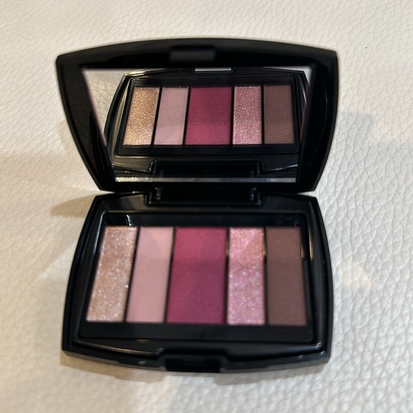 Lancôme 6 Pieces Makeup Set Includes Makeup Bag - Picture 2 of 16